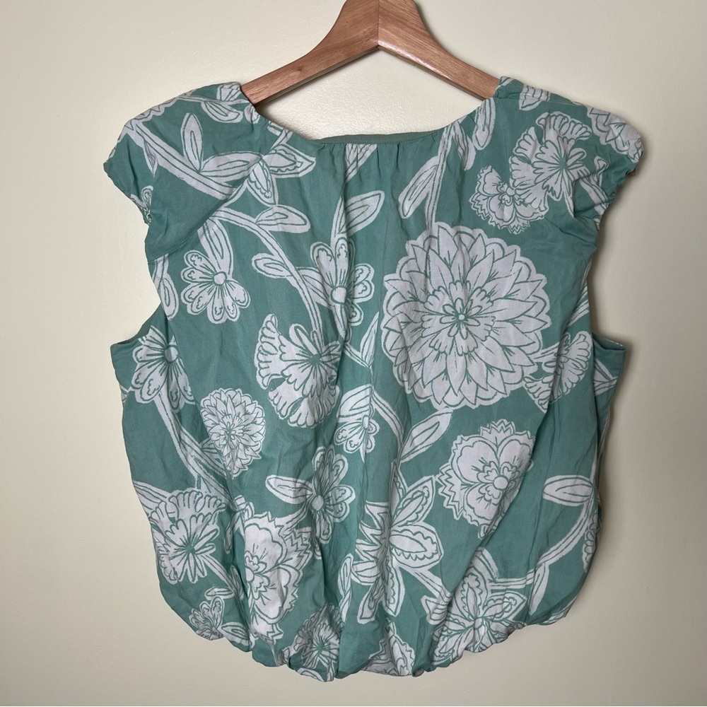 Loft Floral V Neck Bubble Hem Cropped Short Sleeve Top Size Small Teal Green - Picture 9 of 10
